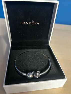 Pandora Disney Silver Bracelet with Polished Charms